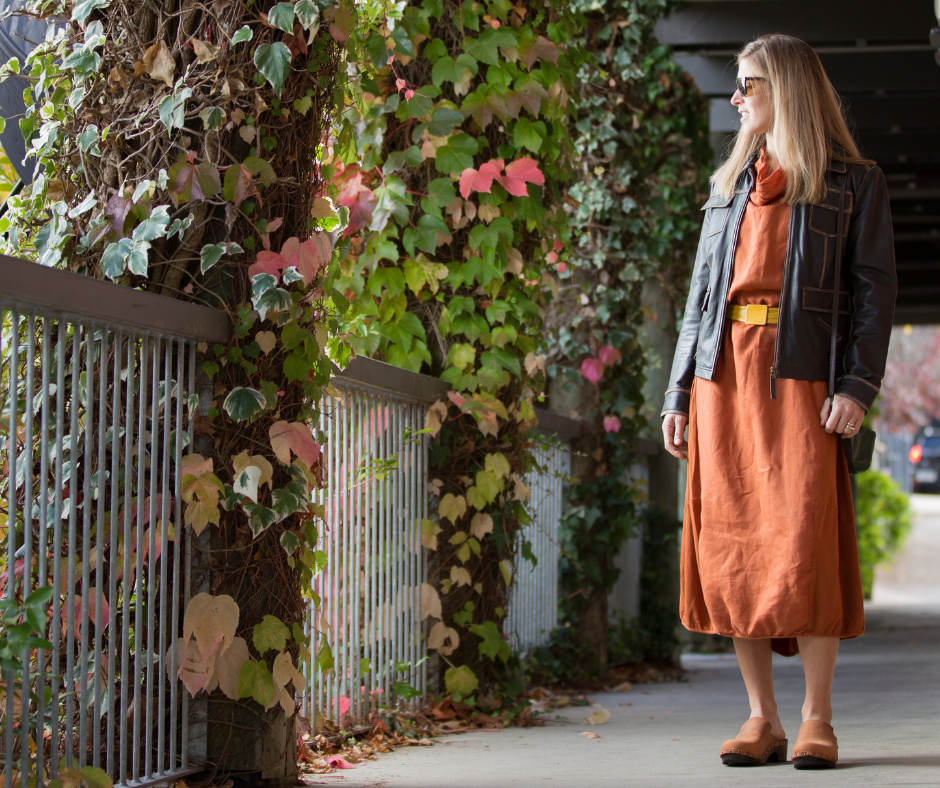 Gitte Aged Terracotta Clogs | Crazy Horse Leather (SECONDS)