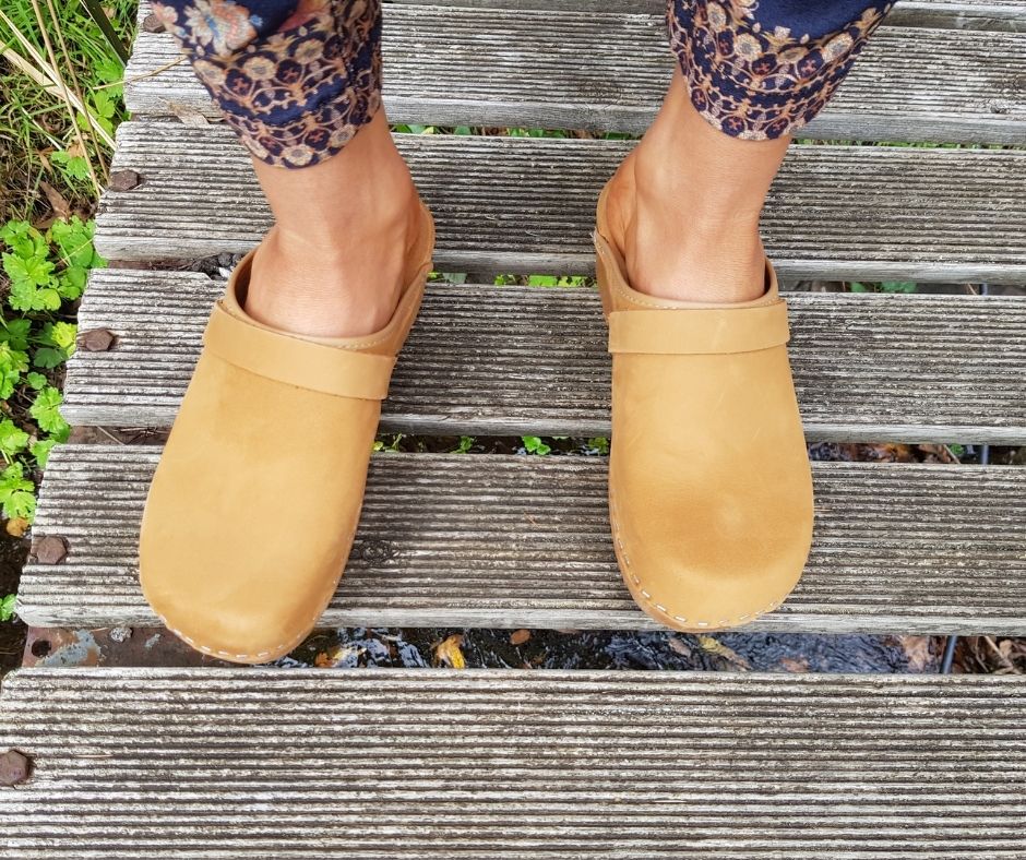 Greta Clogs Swedish Design Tan