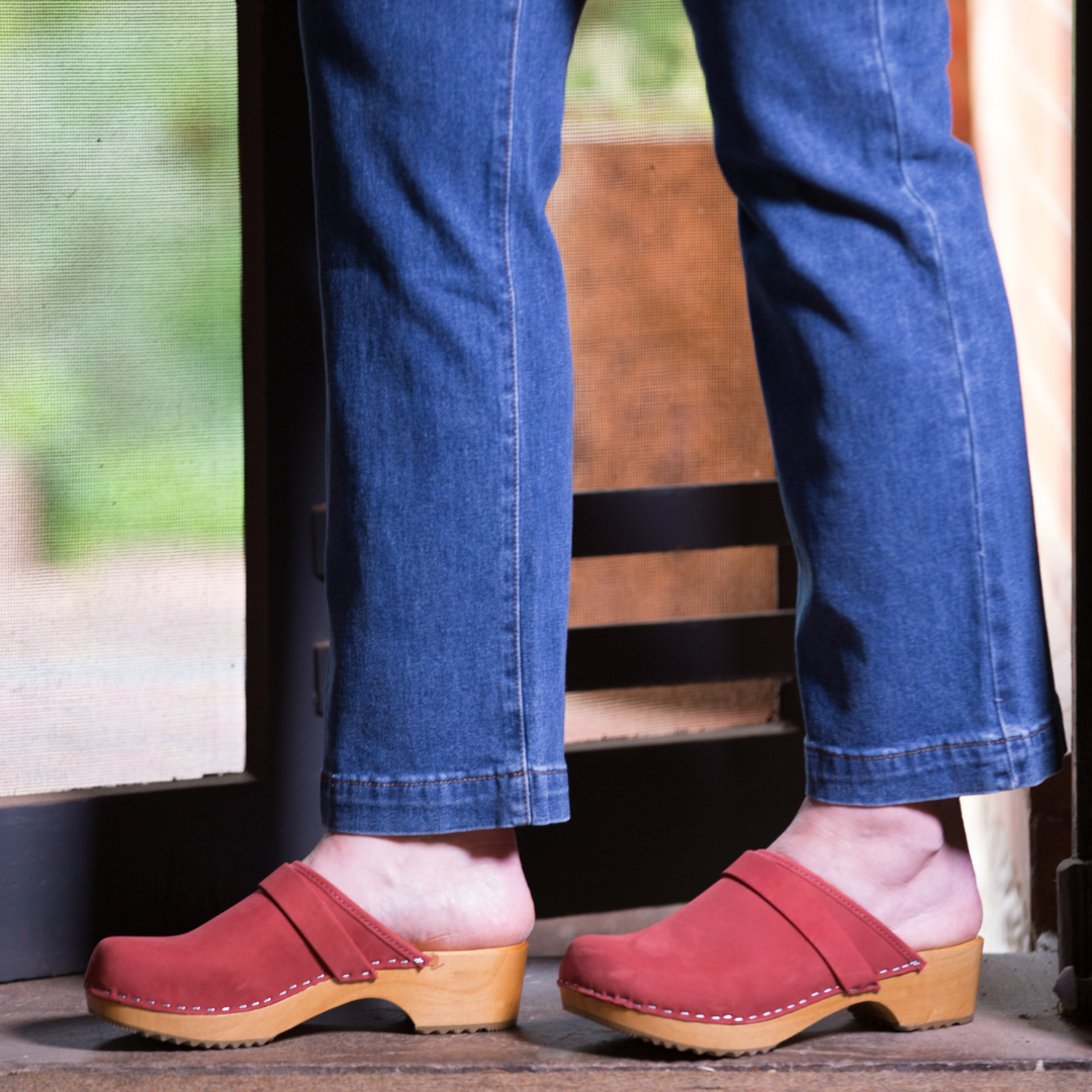 Greta Clogs | Swedish Clog Design | Pink Sapphire