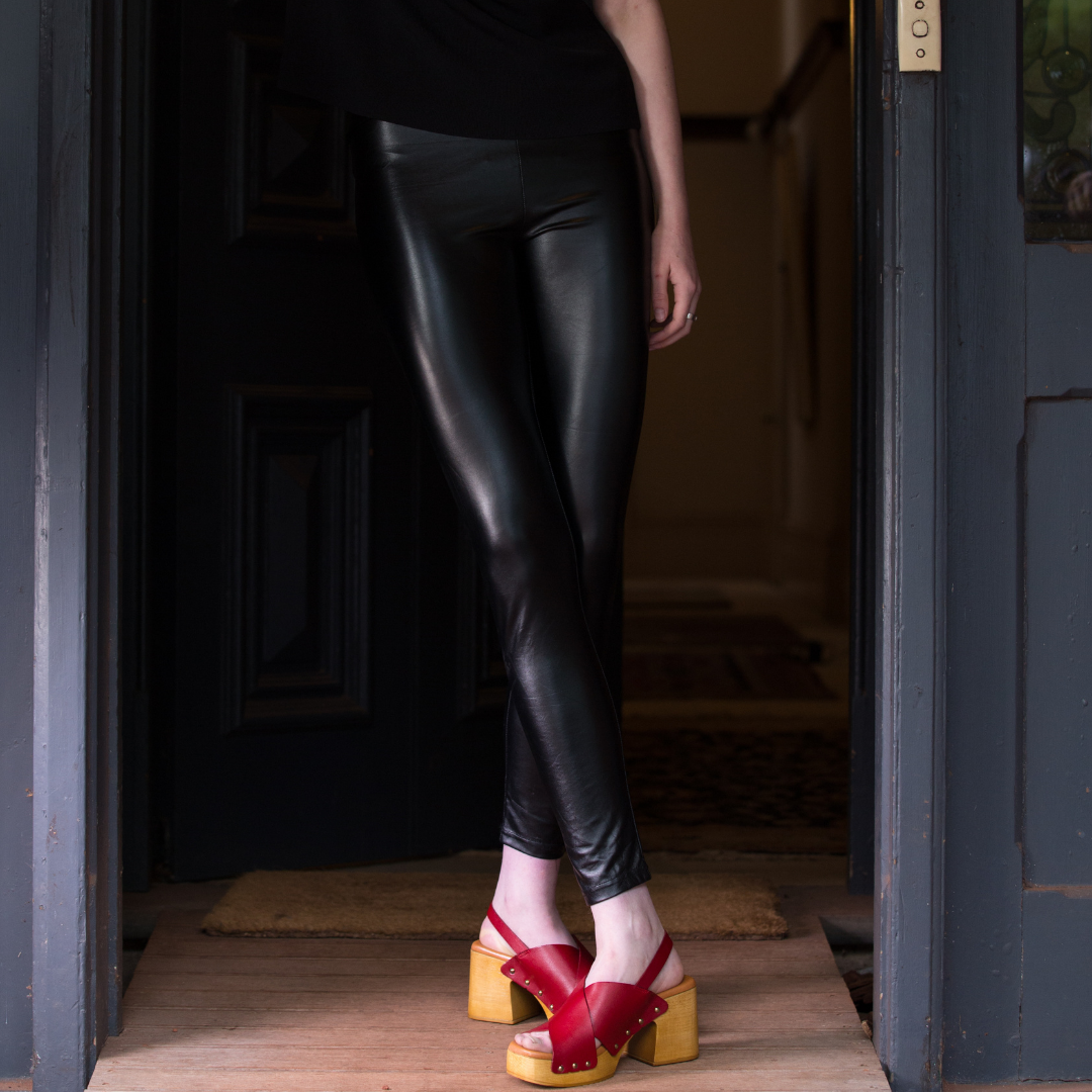 Phoebe Heel Clogs | Chilli